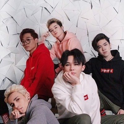 Бір қадам - Mad Men