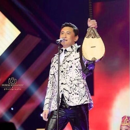 Мұнайшылар - Ақылбек Жеменей