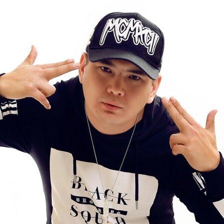 Мінеки - Жан Ахмадиев