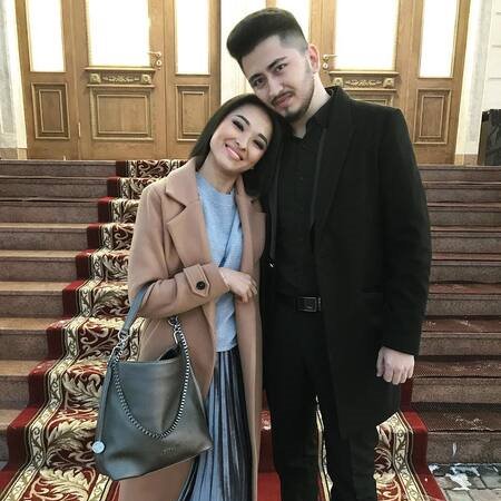 Мұздайды - Ғашықтар дуэті