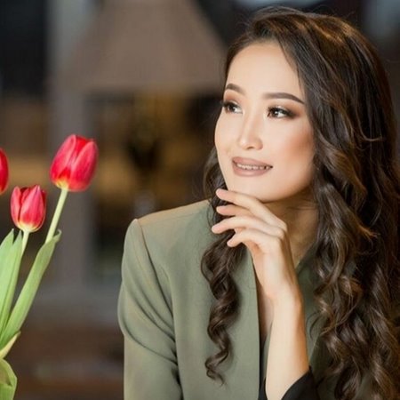 Ғажайып әлем - Мөлдір Әуелбекова