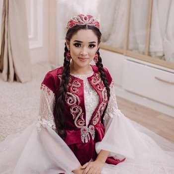Сұлу сұлу - Ғаділбек Жаңай
